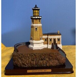 Oneida Studios Split Rock Lighthouse MN Scale Model Lighthouse Point Coll. 1998